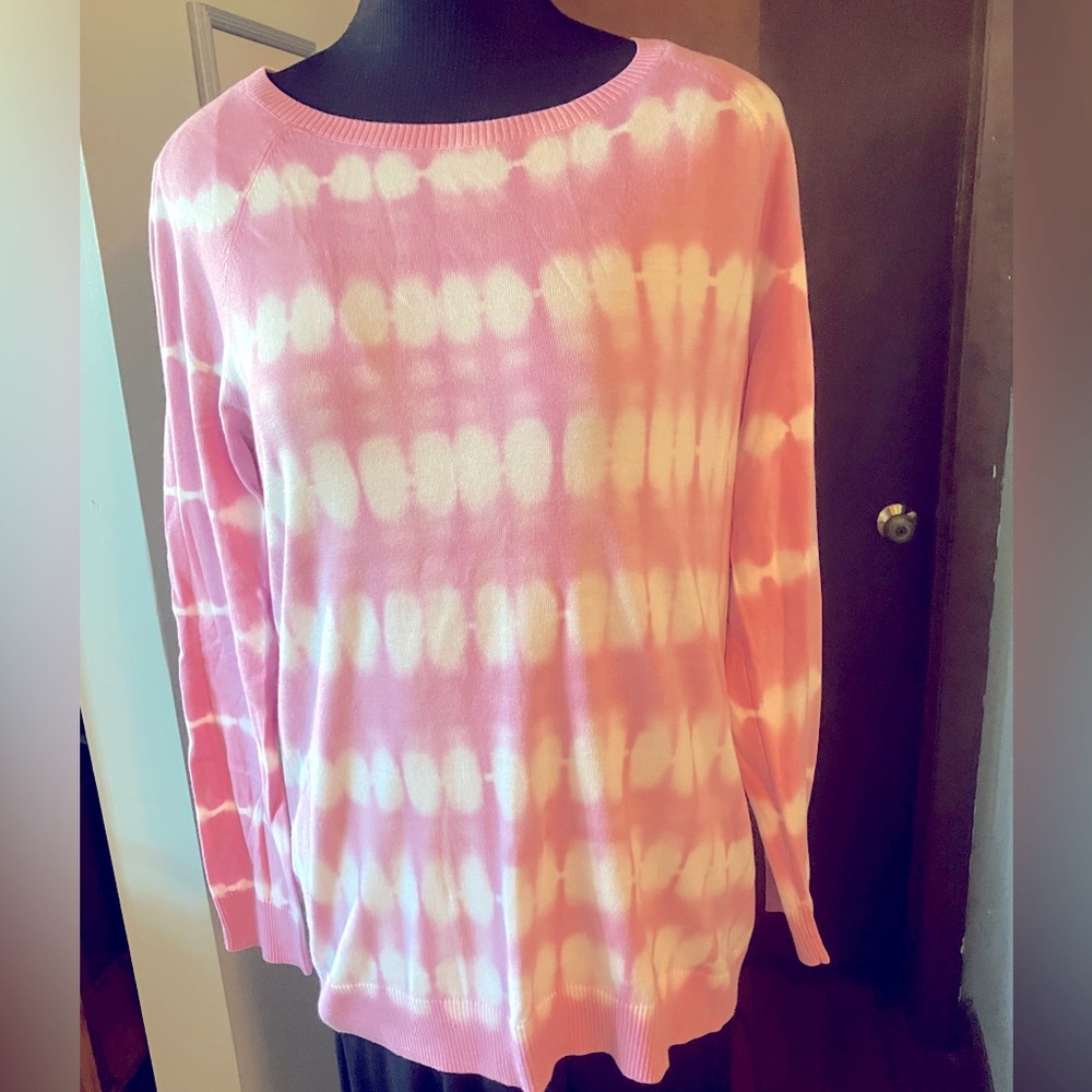 Talbots Long Sleeve Pullover Sweater Size Large Pink White Ikat Tie Dye Pattern